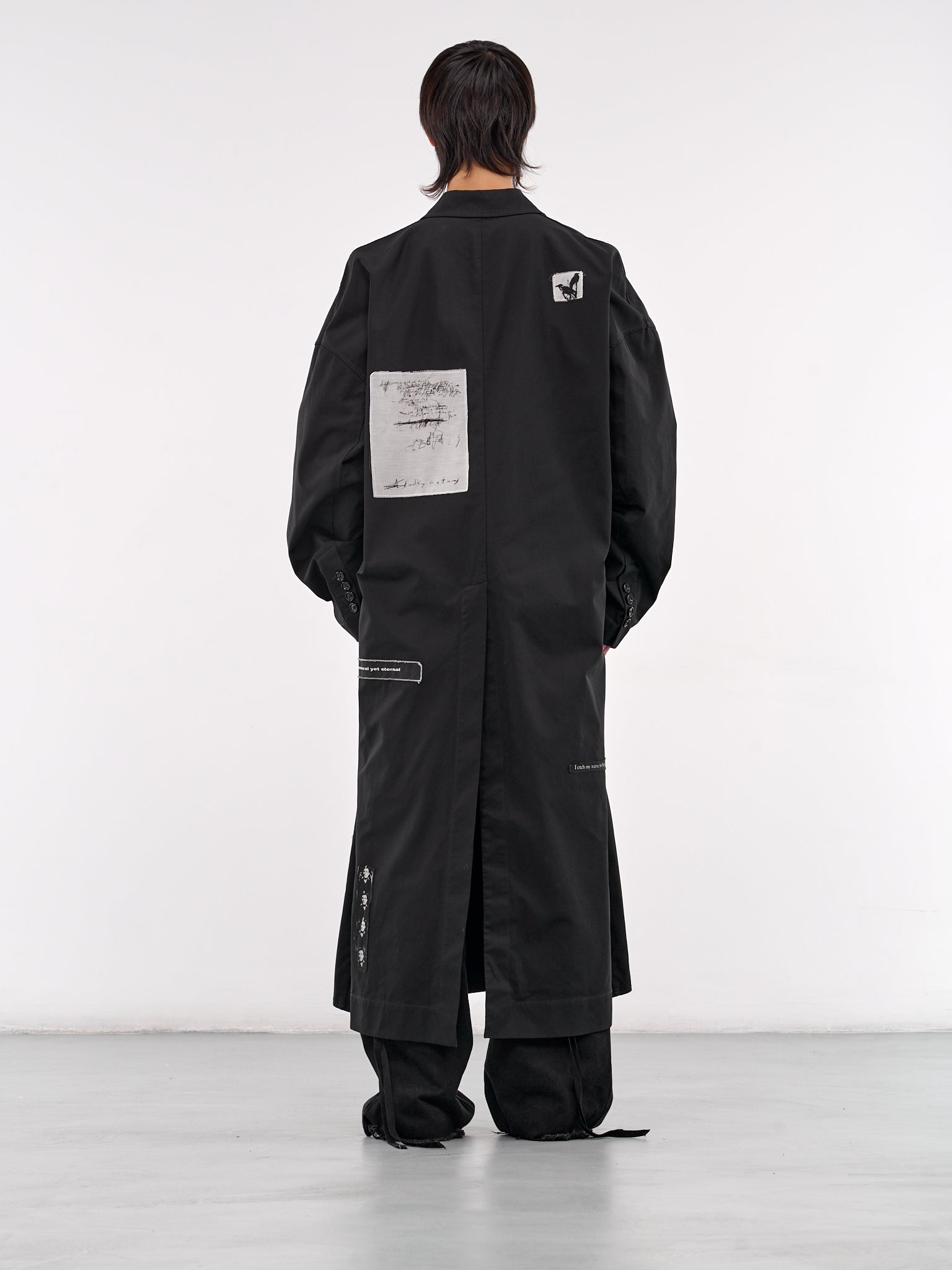 Graphic Patch Coat (B0012745-FA431-BLACK)