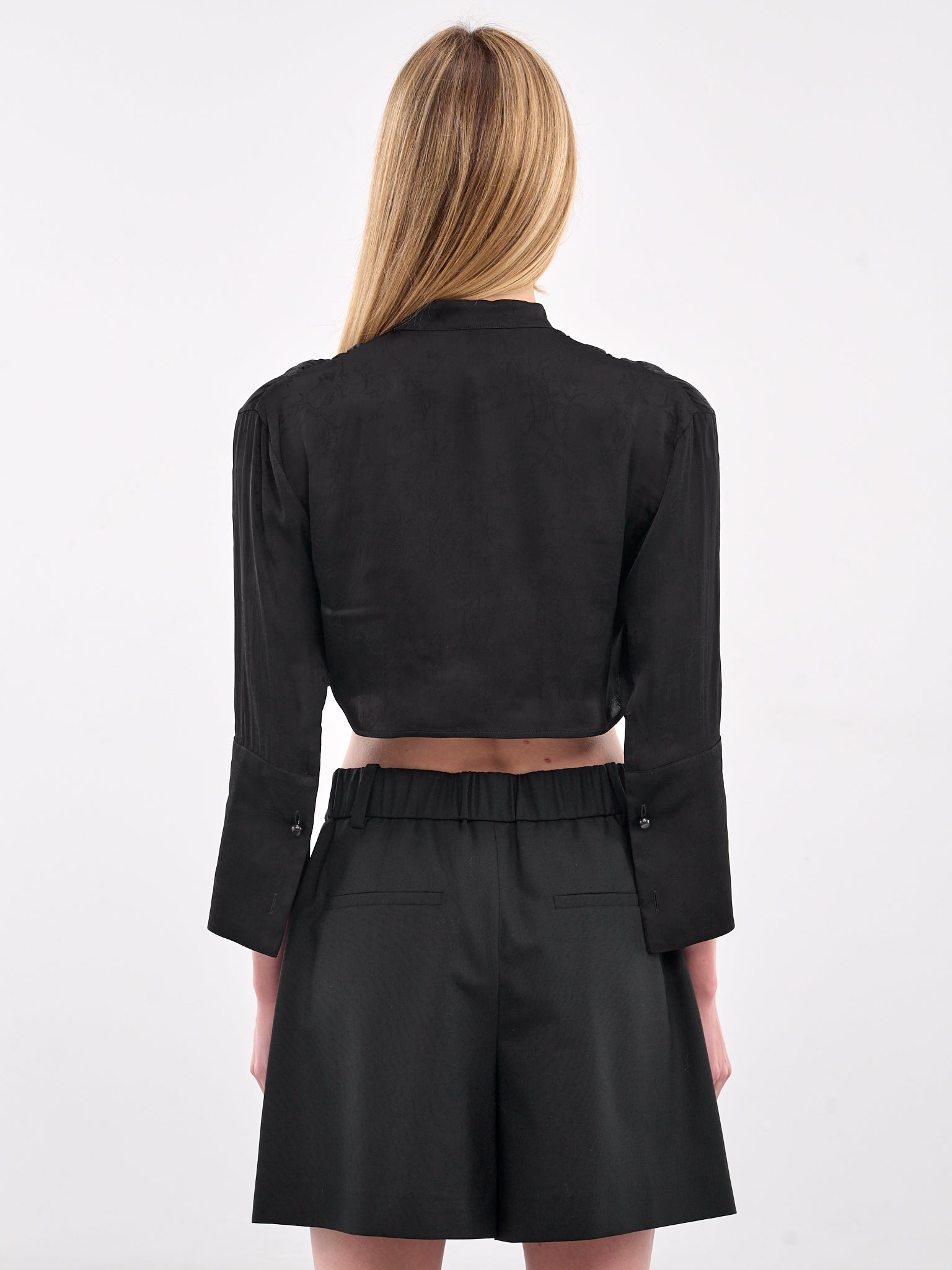 Cropped Blouse (B0012783-FA611-BLACK)