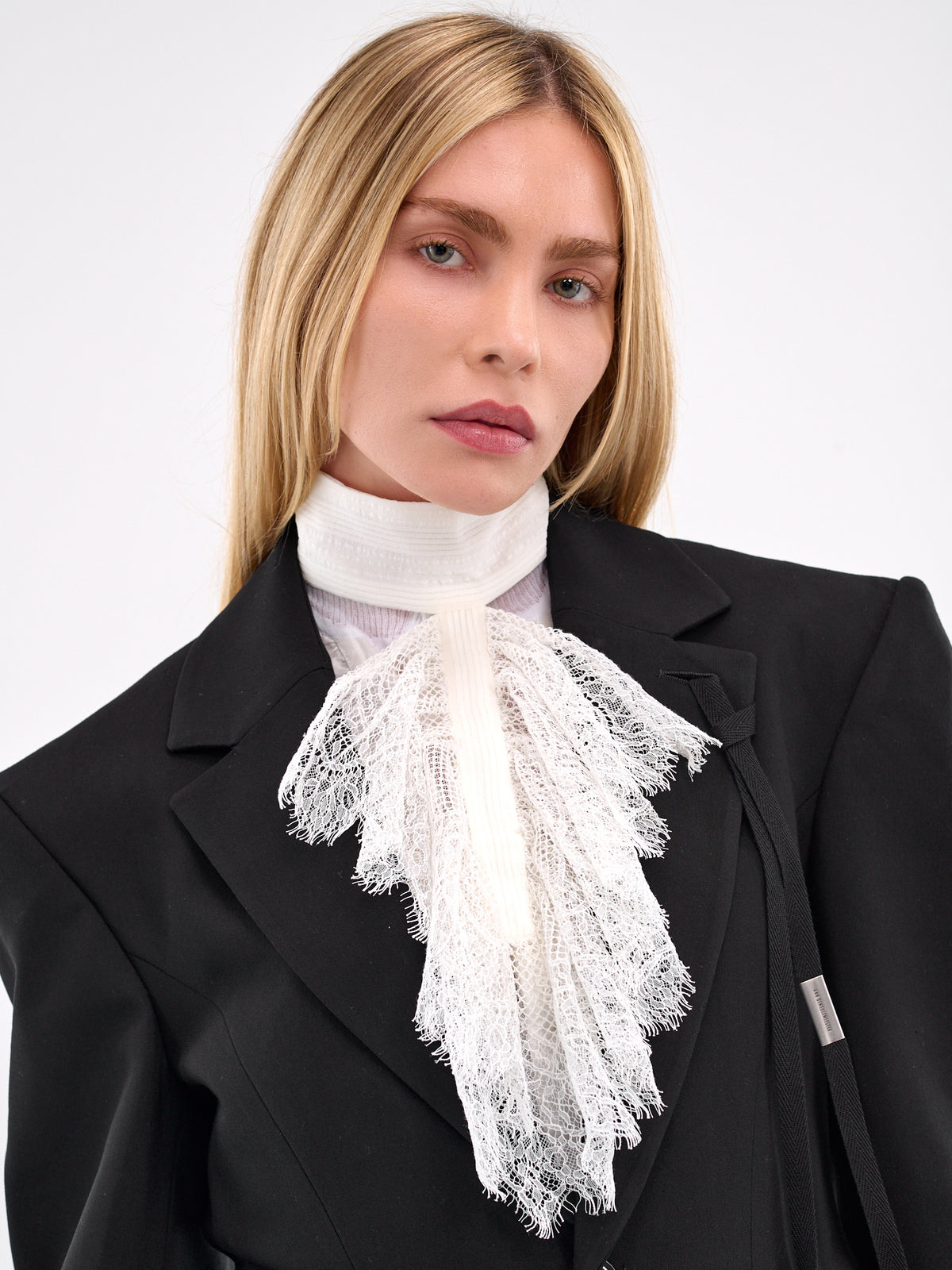 Britten Lace Ruffle Collar (B0012891-FA617-NATURAL-WHITE)