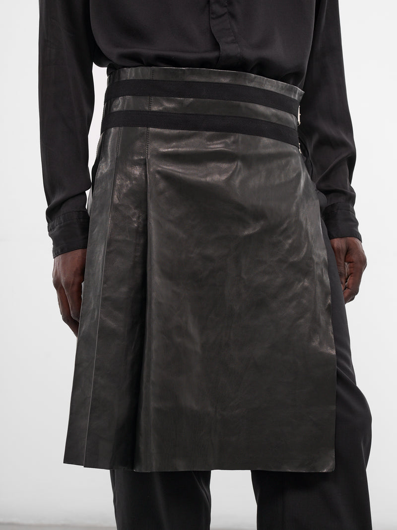 Mane Lamb Leather Knee Skirt (B0013469-LT137-BLACK)