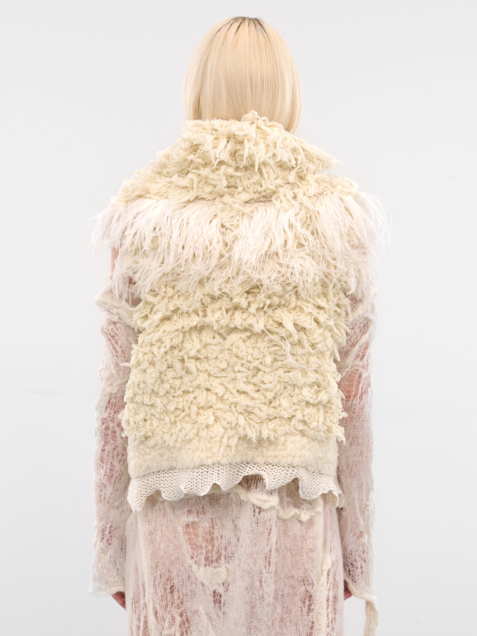 Emke White Feather Shearling Vest (B0013542-KN082-NATURAL-WHITE)