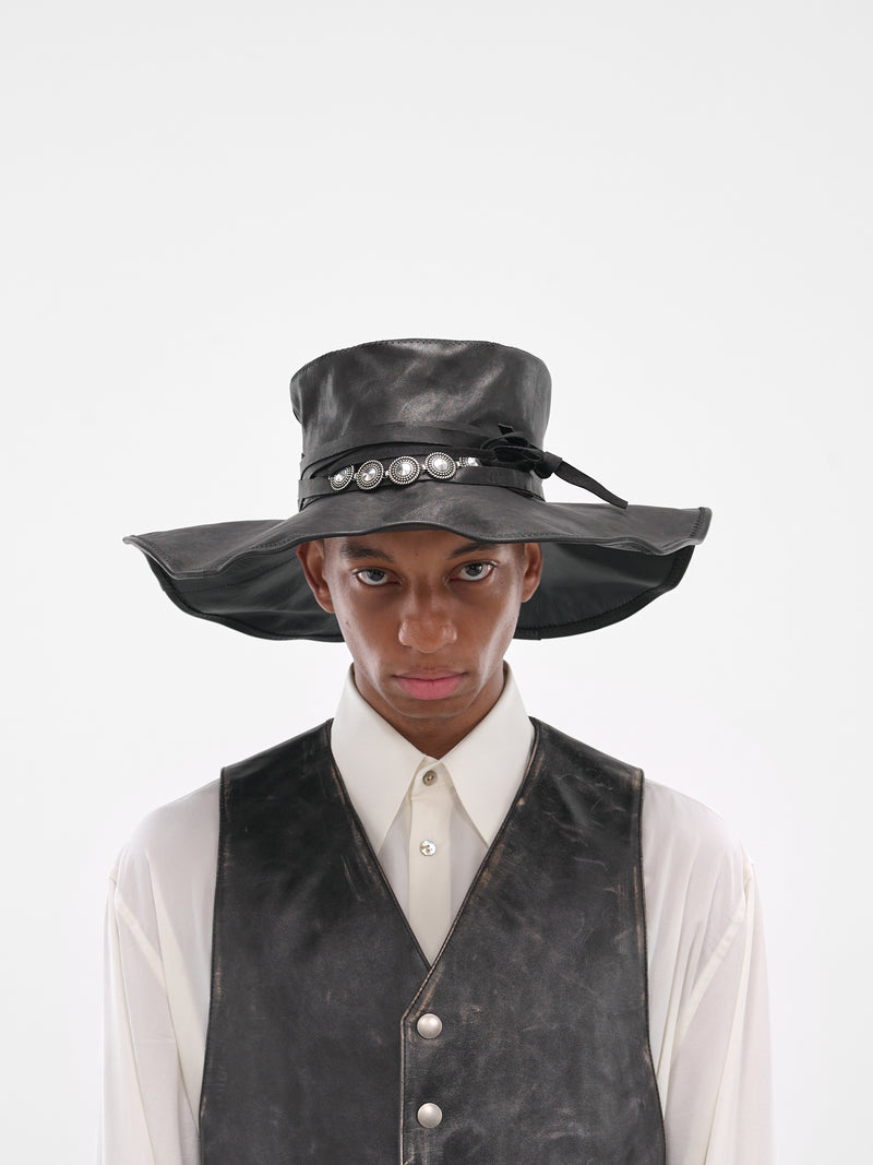 Black Lamb Silver Button Hat (B0013644-LT137-BLACK)