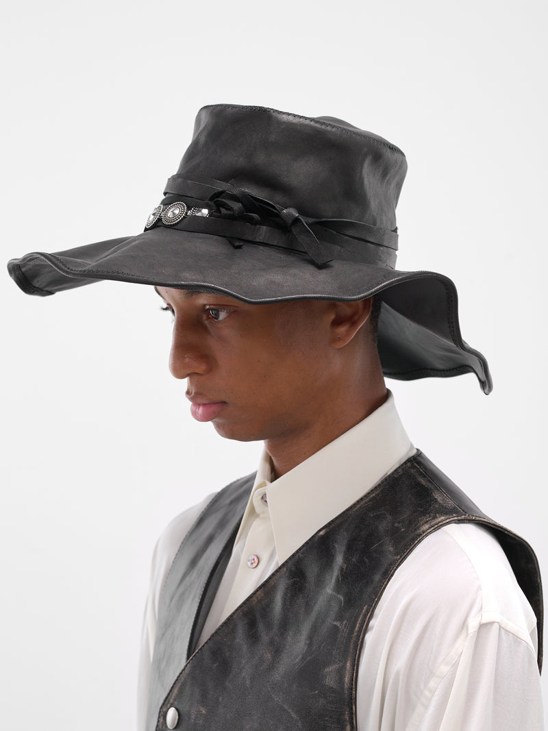 Black Lamb Silver Button Hat (B0013644-LT137-BLACK)