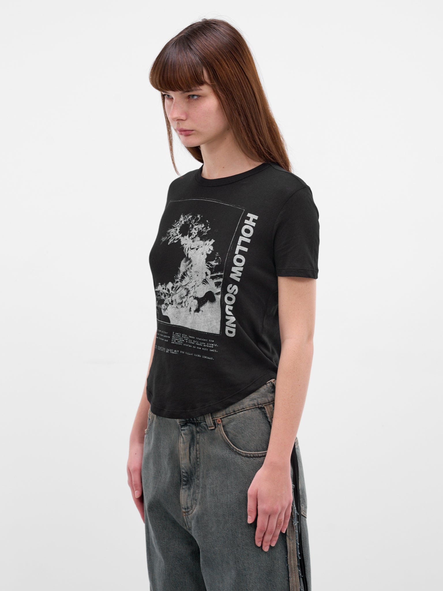 Floor Black 'Hollow Sound' Tee (B0013840-FA206-BLACK)