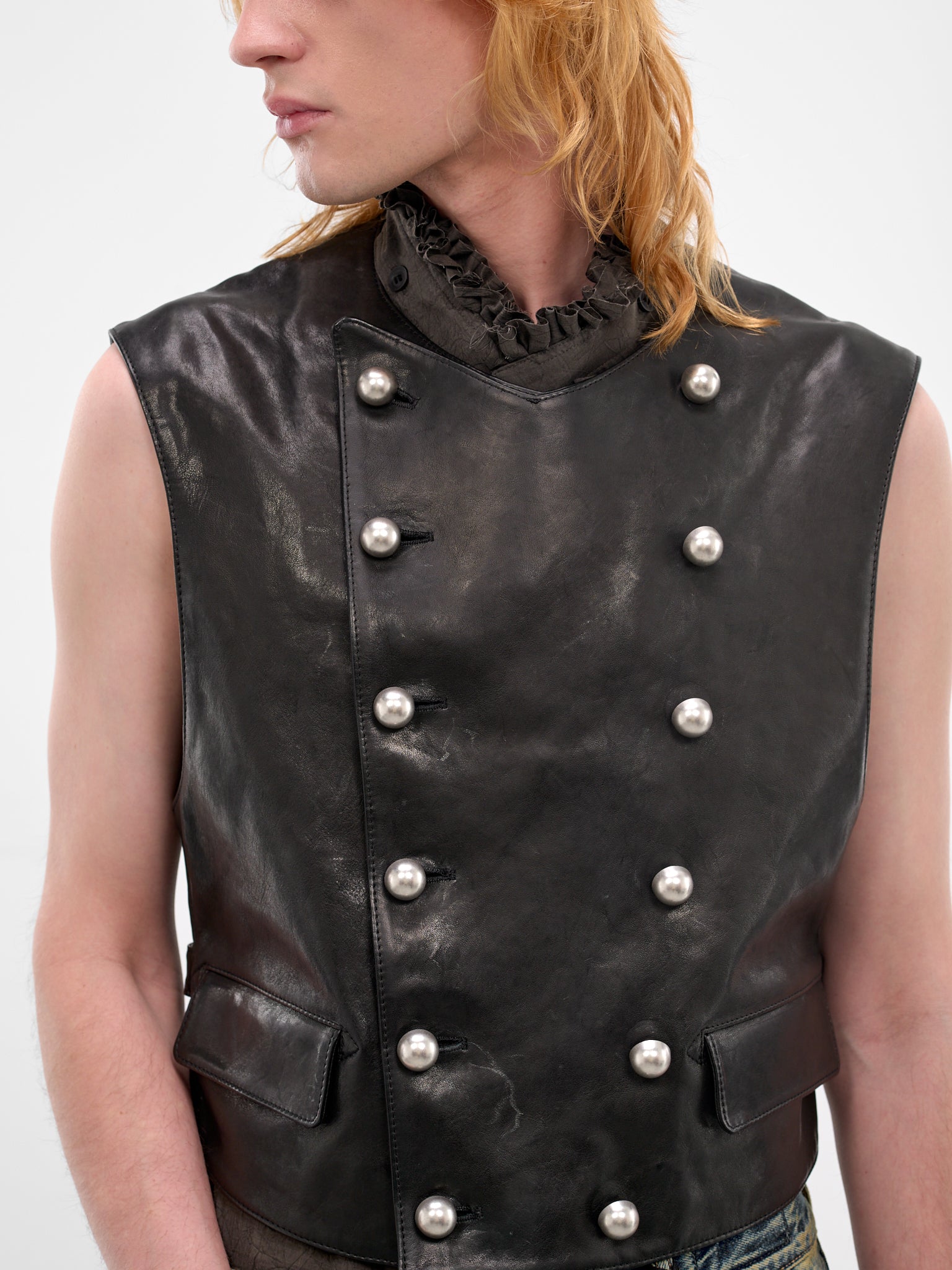 Dino Lamb Double-Breasted Waistcoat (B0013976-LT137-BLACK)