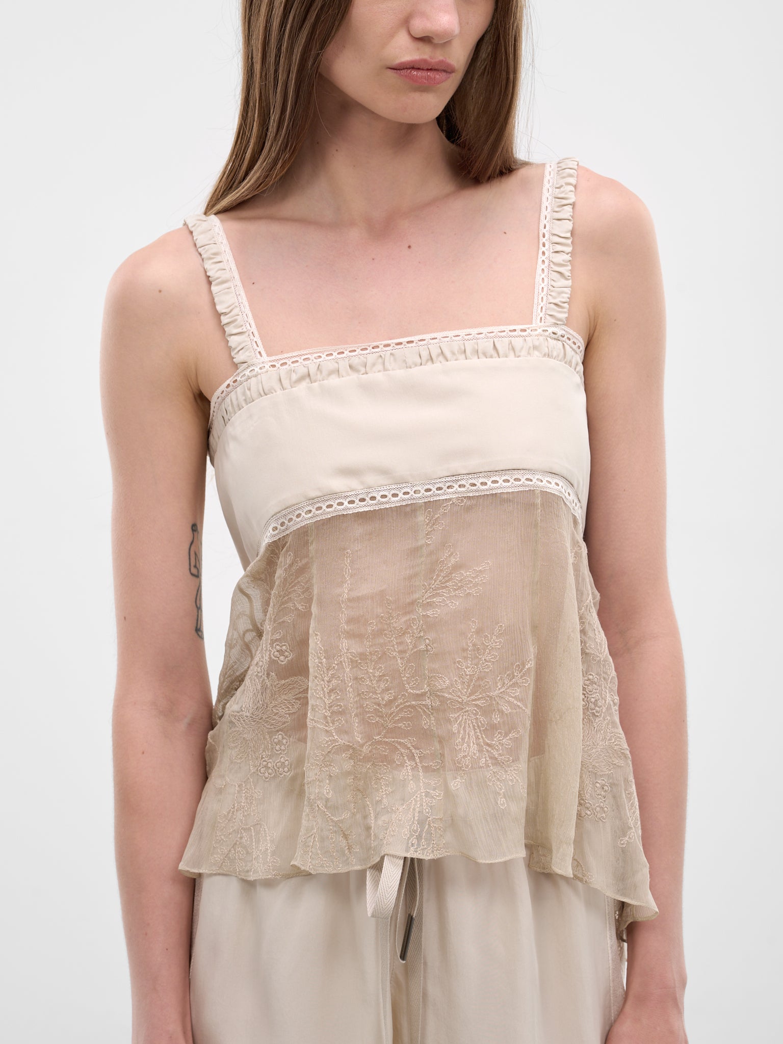 Gila Balconette Silk Top (B0014022-FA735-MASTIC)
