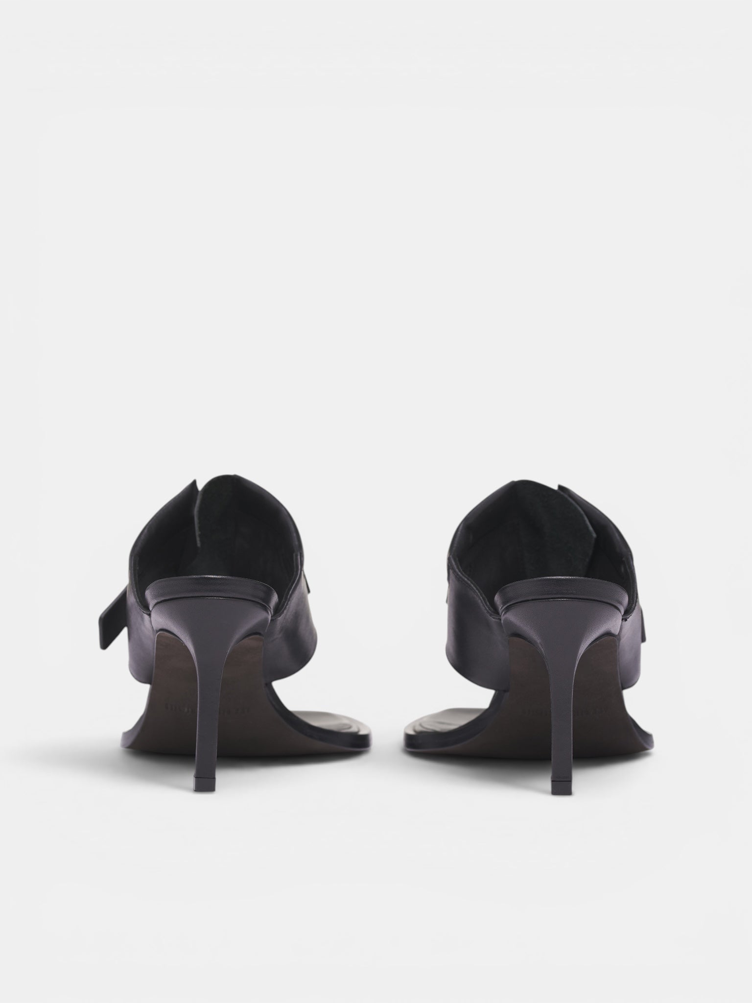 Bri Leather Heeled Thong Mules (B0014089-LT177-BLACK)