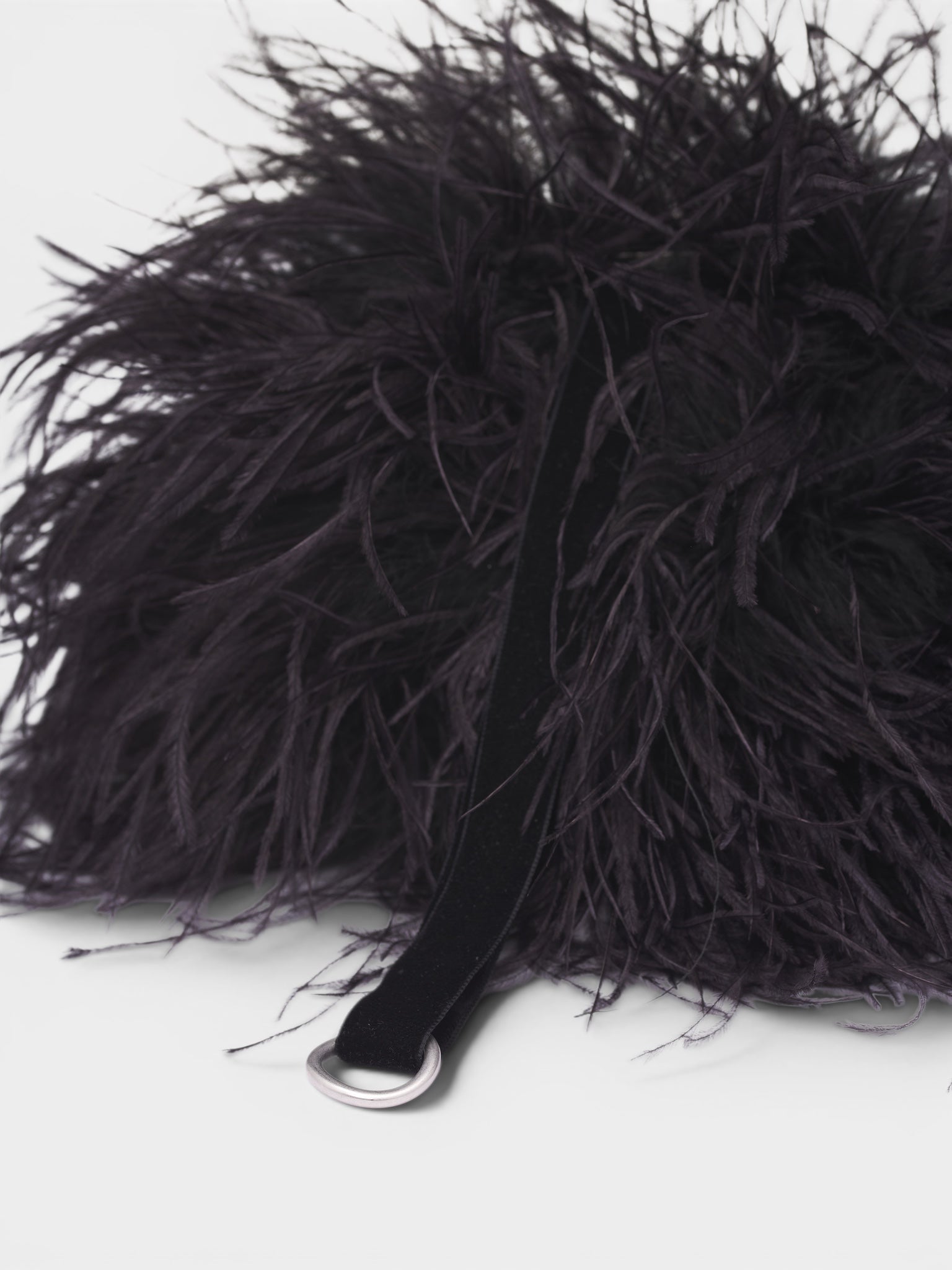 Black Iza Leather & Feather Clutch (B0014169-LT107-BLACK)