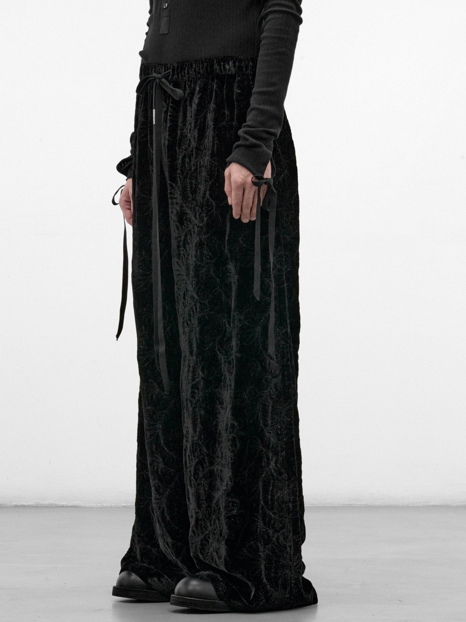 Black Velvet Gerry Lounge Pants (B0014261-FA753-BLACK)