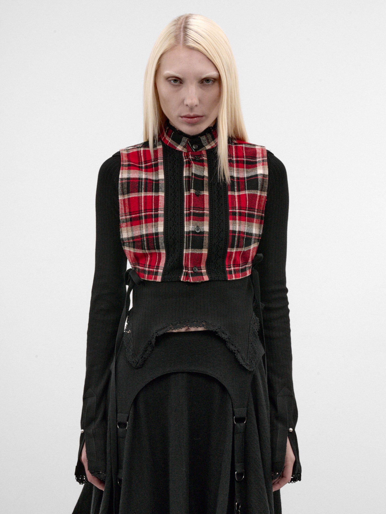 Moni Black Flannel Plastron Top (B0014419-FA751-BLACK-WHITE-RED)