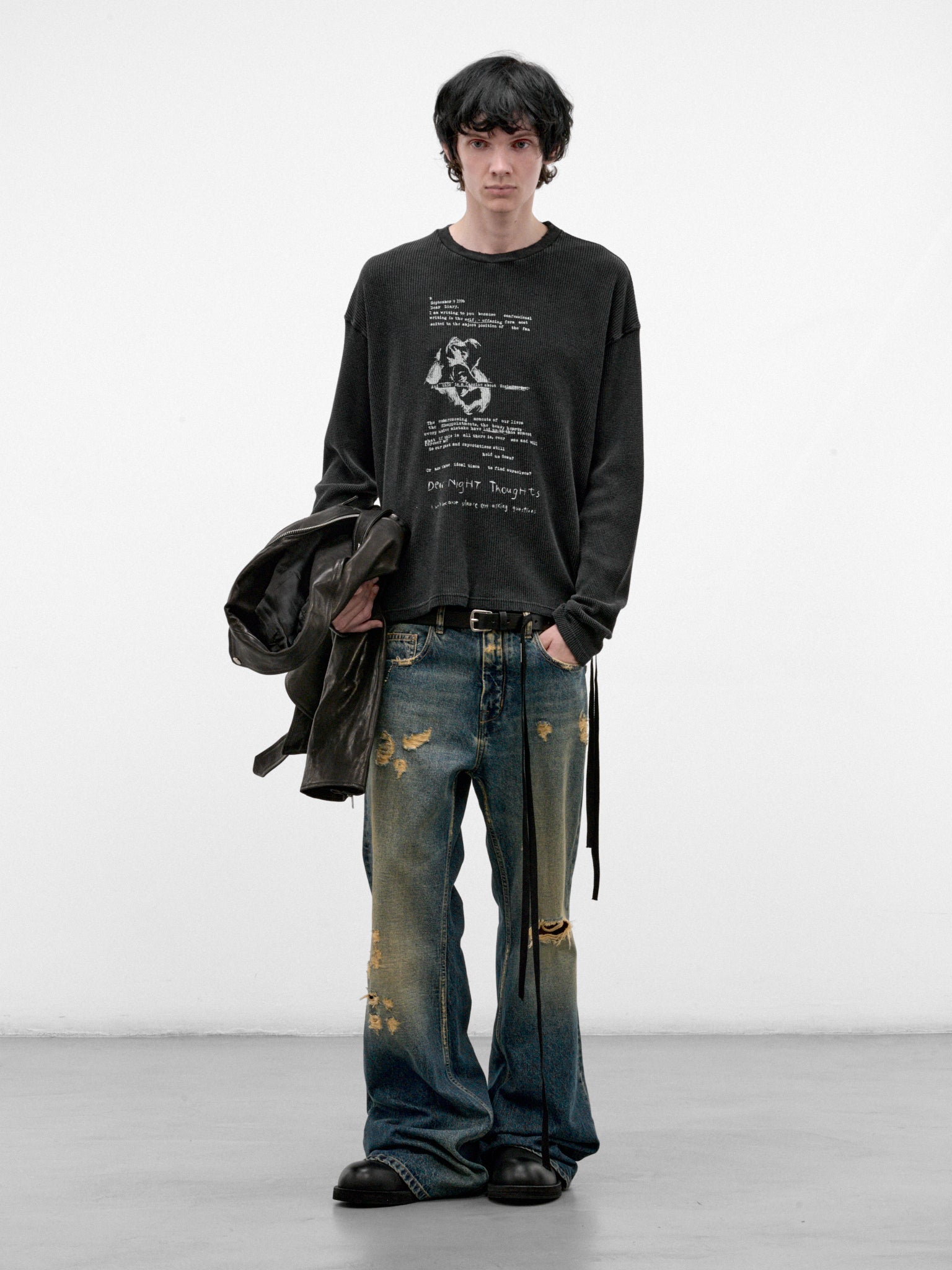 Black Emil Graphic Long Sleeve (B0014443-FA792-FADED-BLACK)