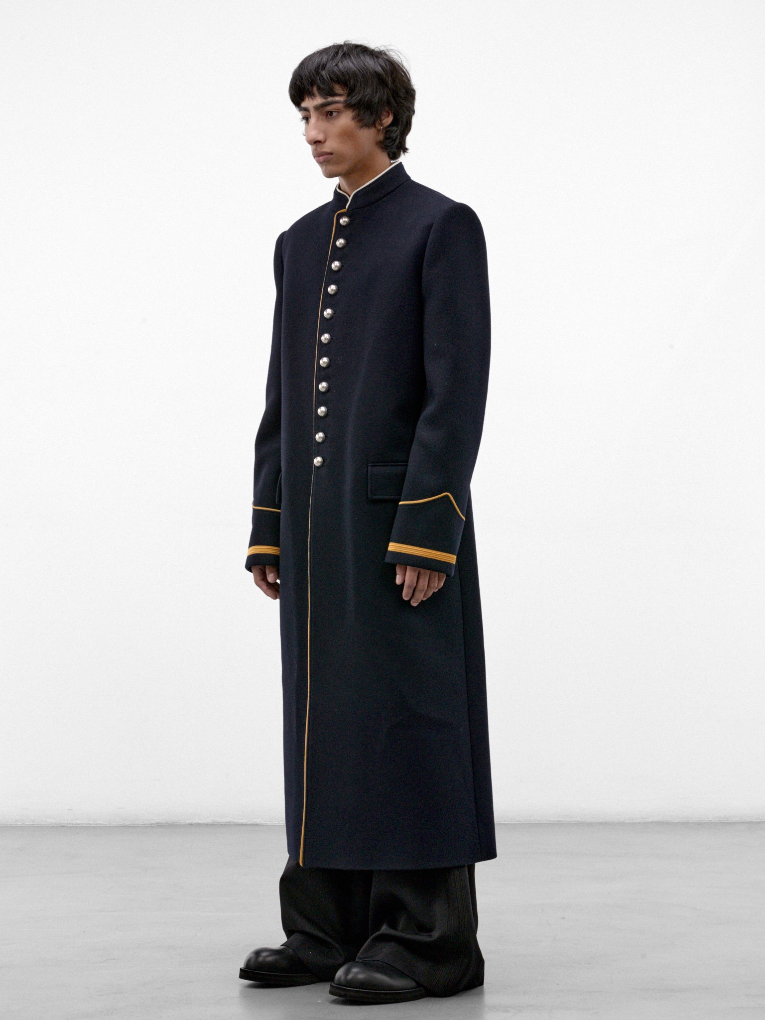 Arit Wool Fitted Marsina Coat (B0014450-FA797-NAVY)