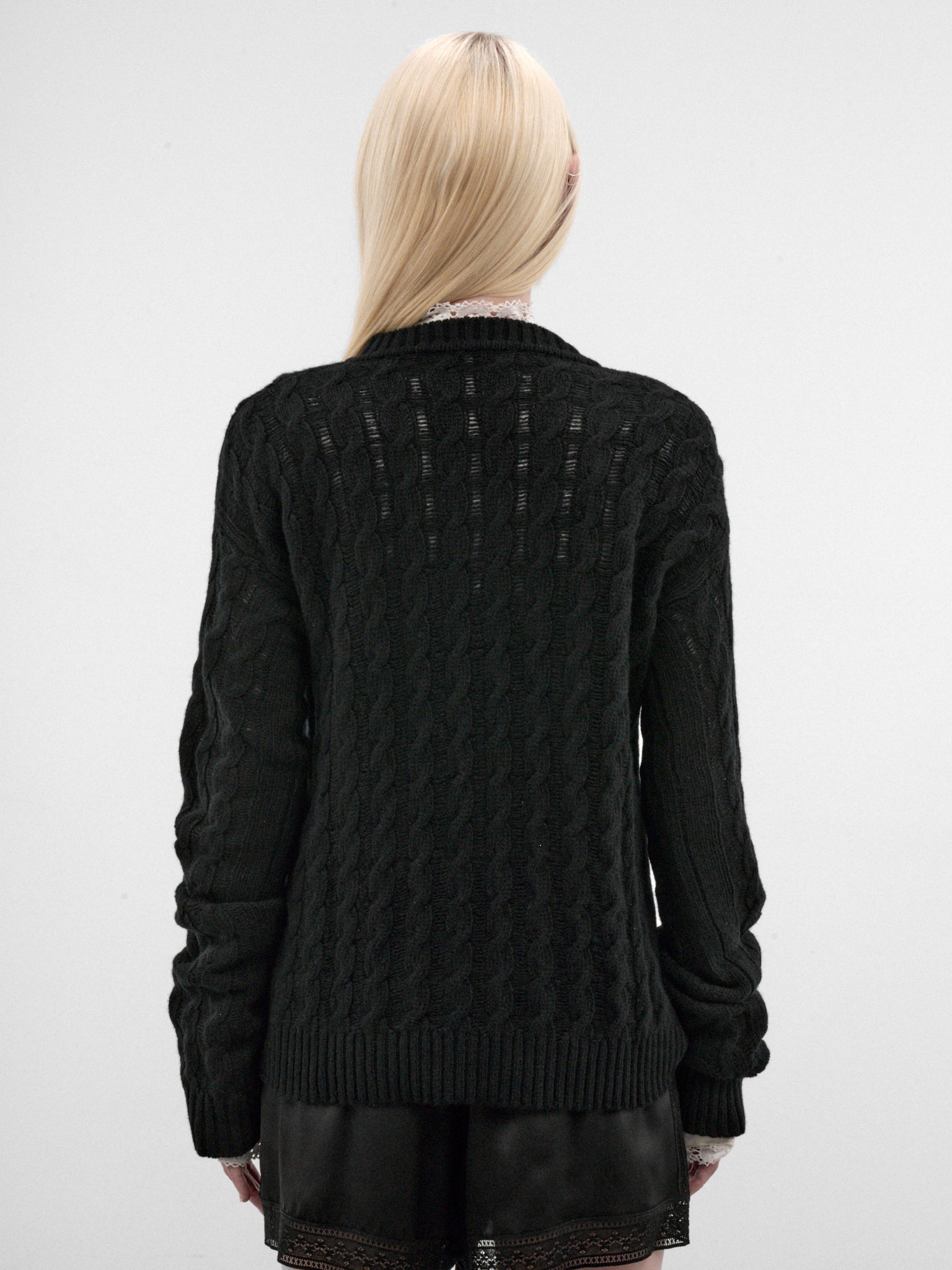 Siya Black Wool-Cashmere Sweater (B0014660-KN099-BLACK)