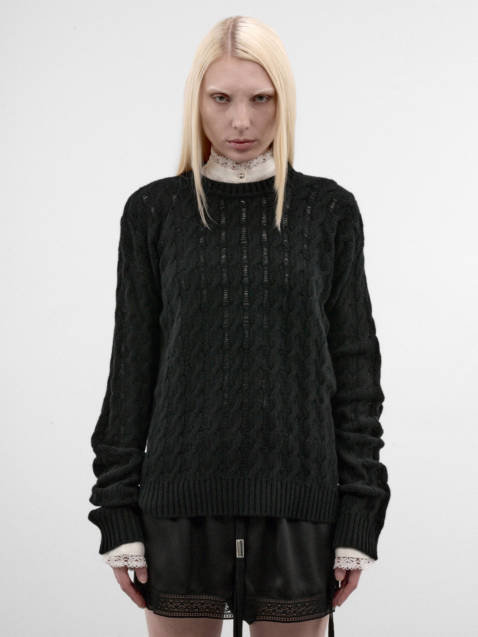 Siya Black Wool-Cashmere Sweater (B0014660-KN099-BLACK)