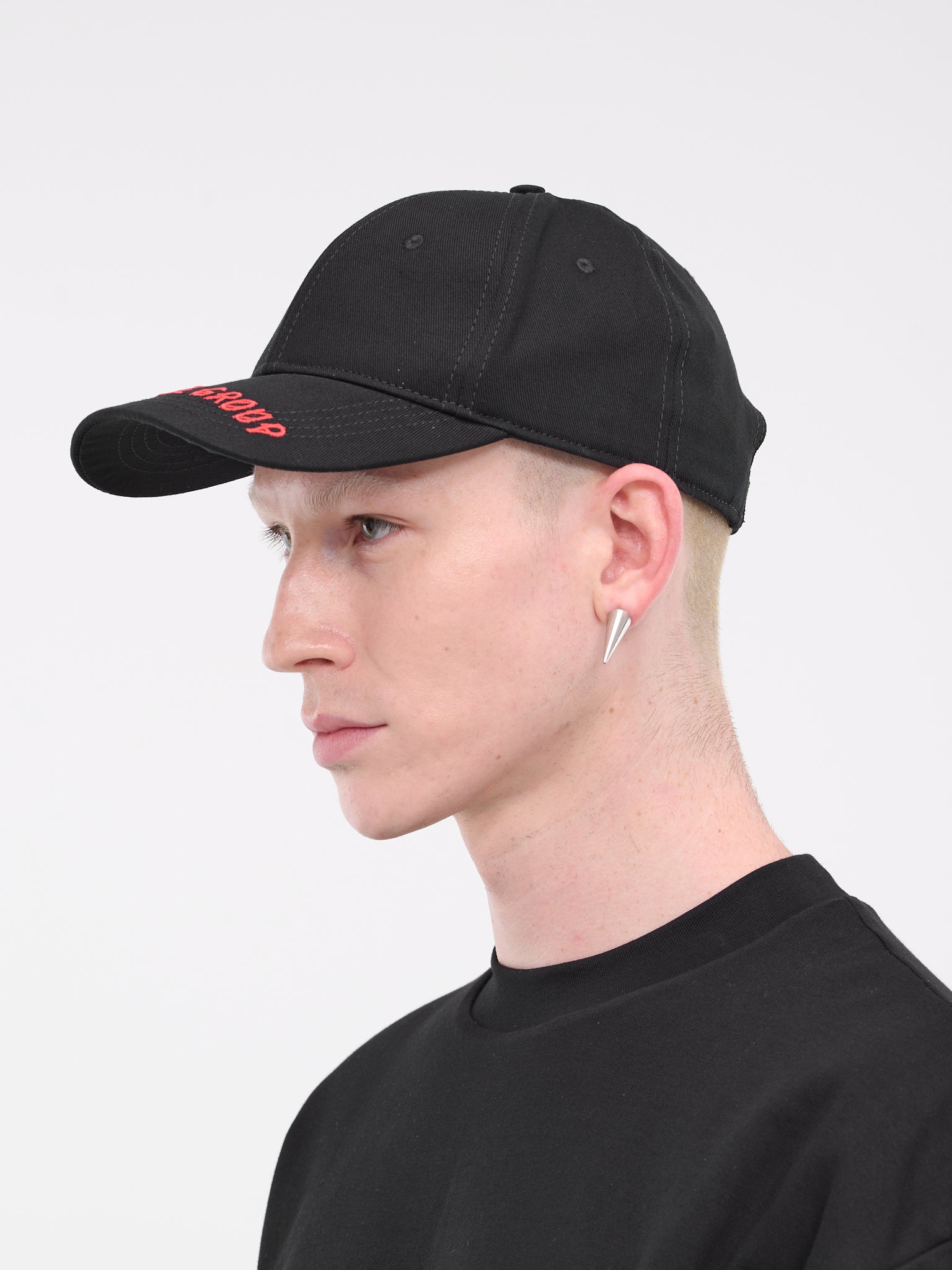 44 Embroidered Cap (B0030401-FA282-P360-BLACK-44LG)