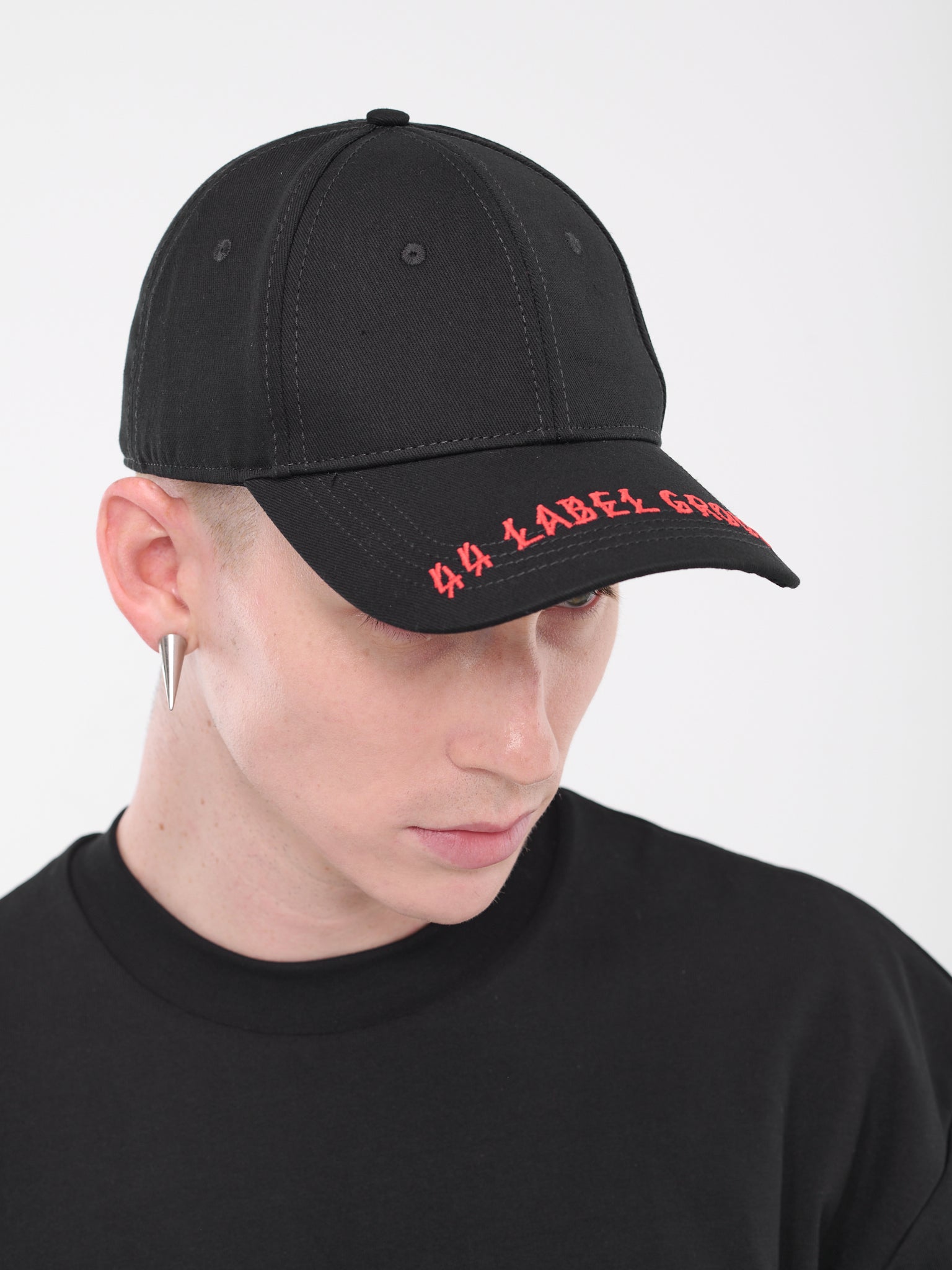 44 Embroidered Cap (B0030401-FA282-P360-BLACK-44LG)