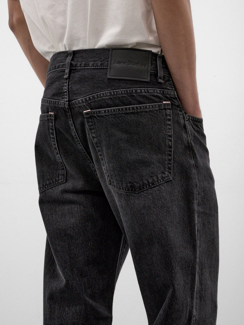 Black 2021M Loose Fit Jeans (B00363-900D30-BLACK)