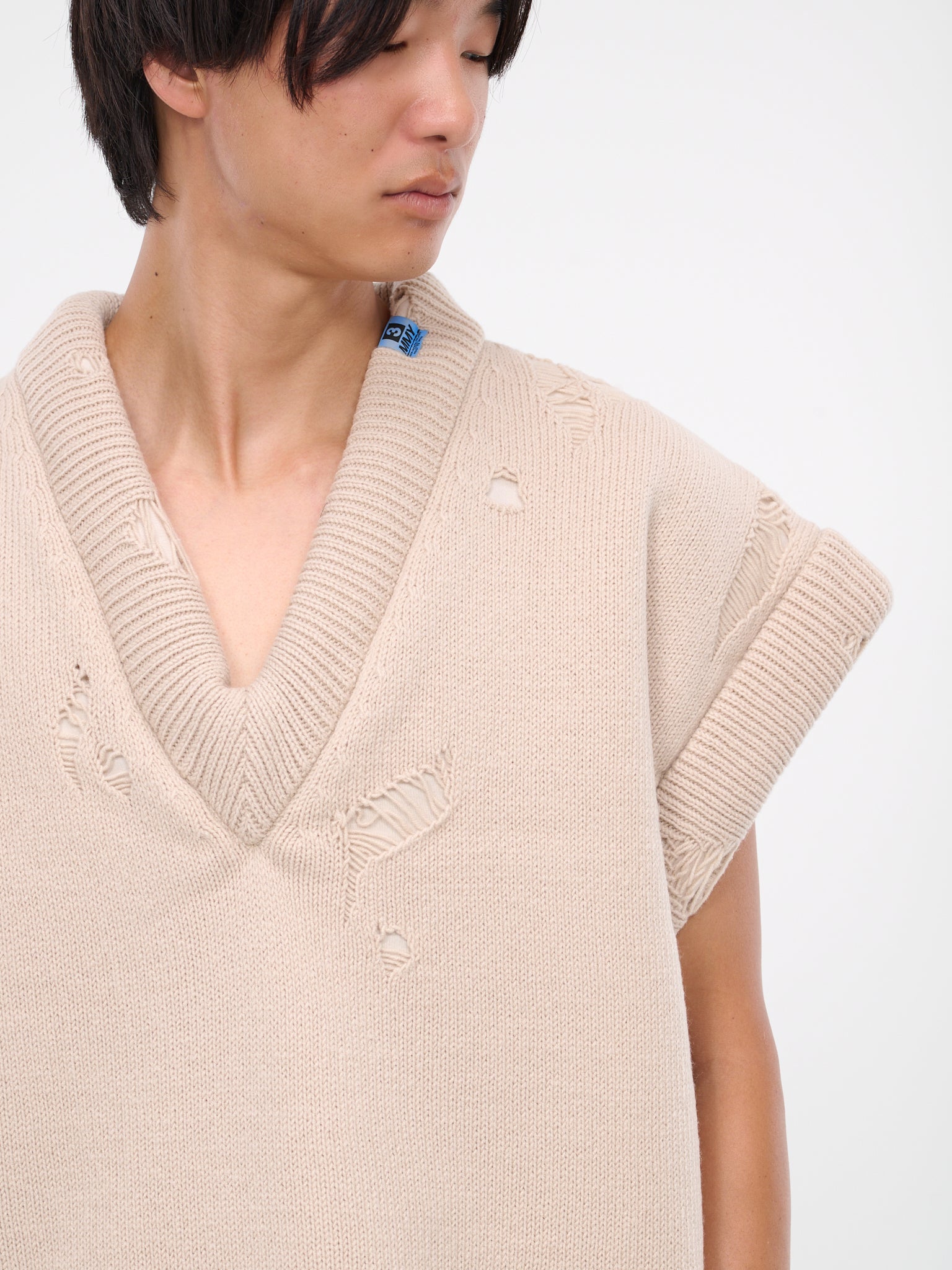 Distressed Knit Vest (B11SW502-BEIGE)