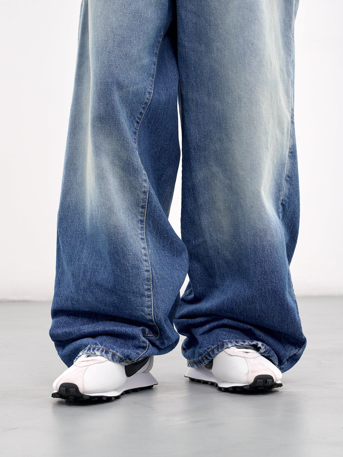 Wide Leg Jeans (B1MS253054-461-DARK-LIGHT-BLUE)