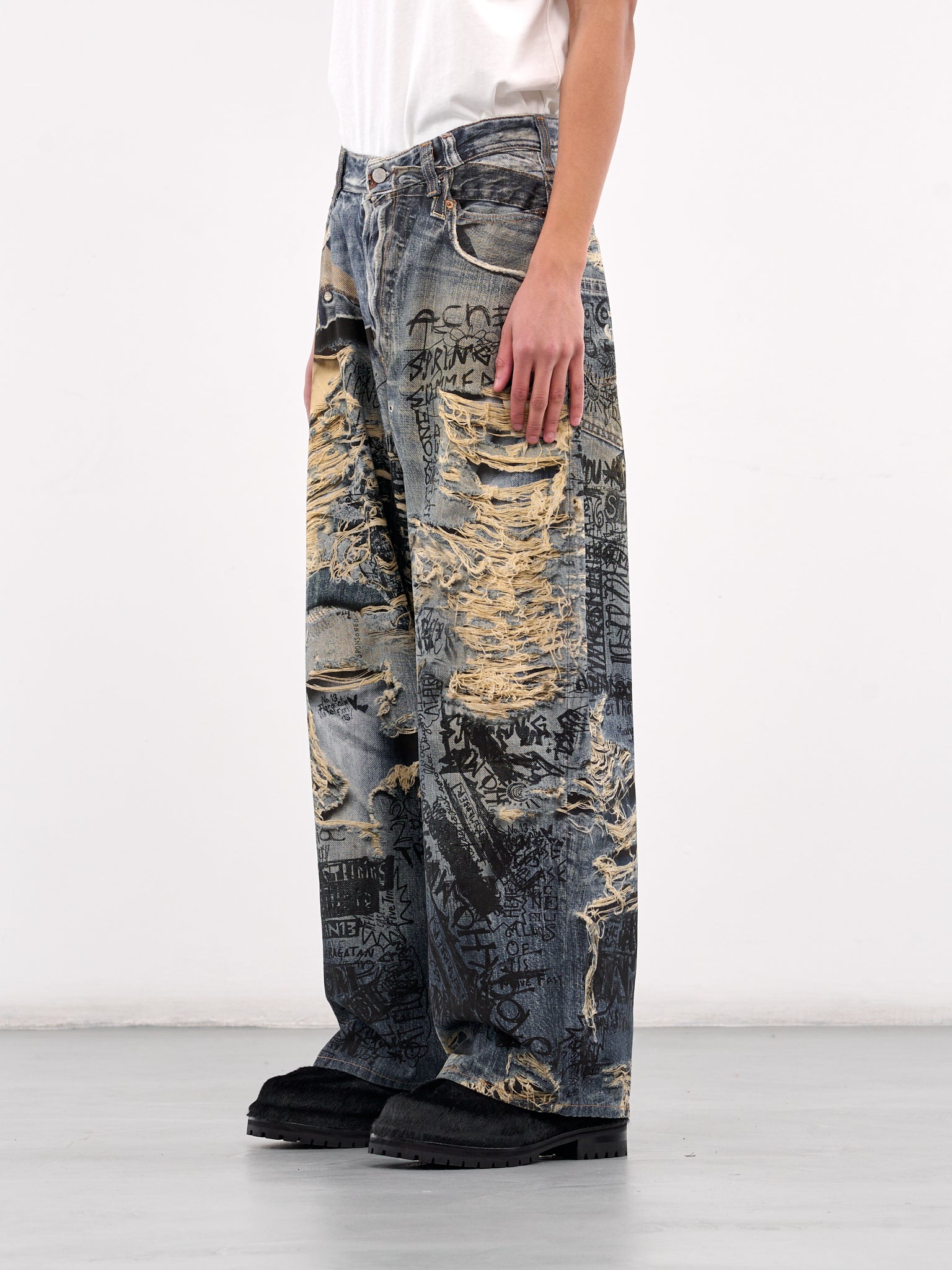 ACNE STUDIOS Baggy Fit Jeans | H. Lorenzo - side
