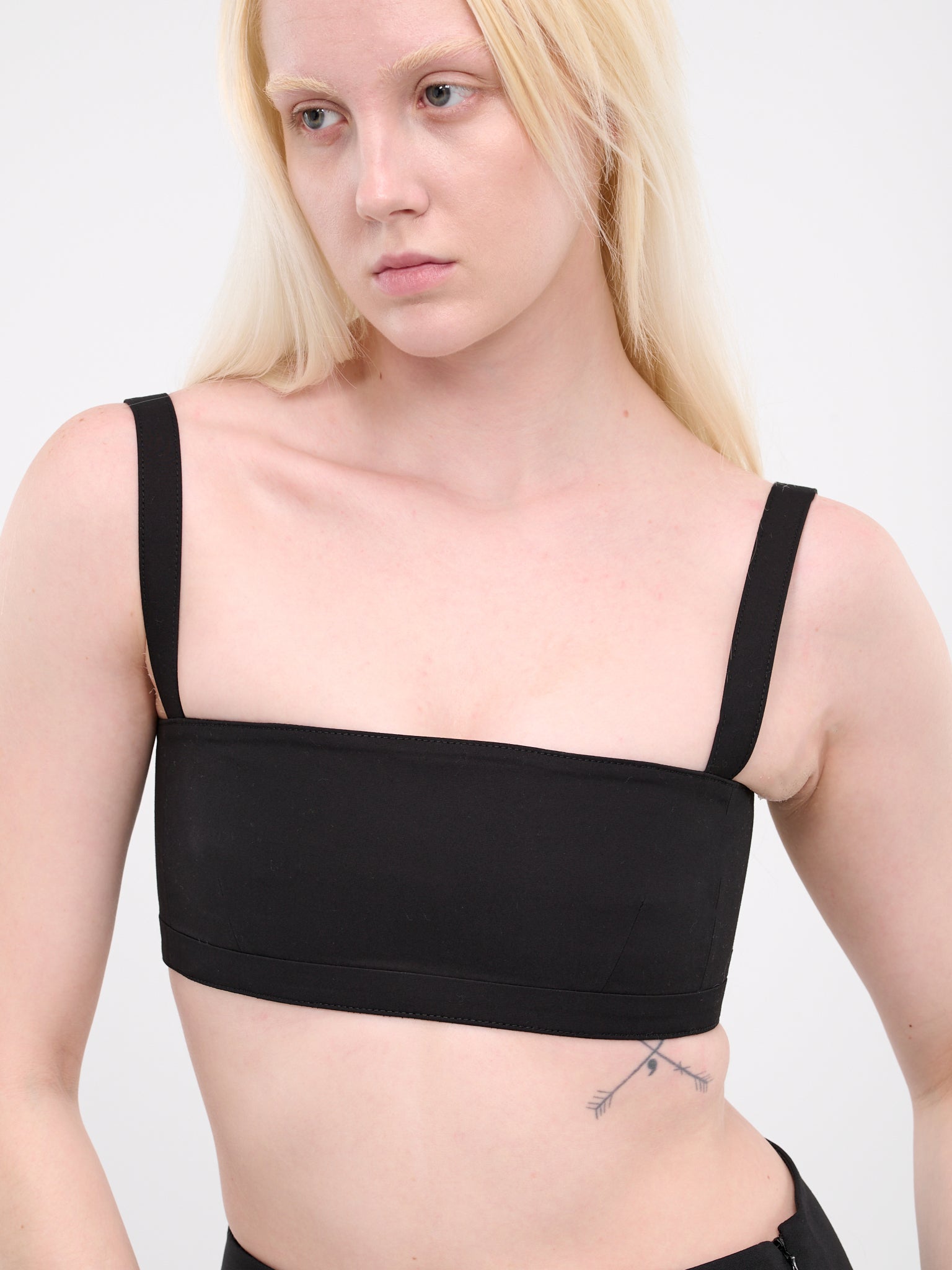 Squared Bra Top (BL1-24-115-W-BK-BLACK)