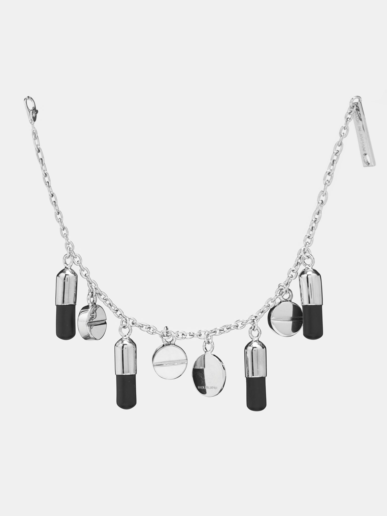 Pill Charm Chain Bracelet (BMOA072-BRA001-1000-BLACK-NO-C)
