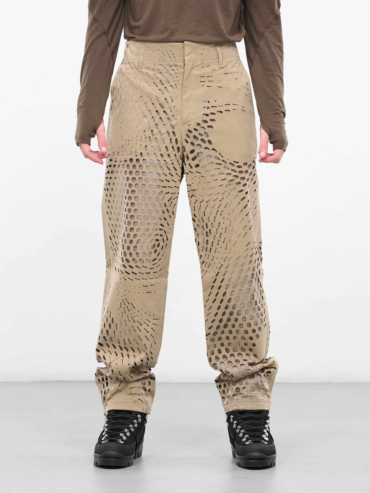 Louis Vuitton Technical Cargo Pants Khaki. Size 50