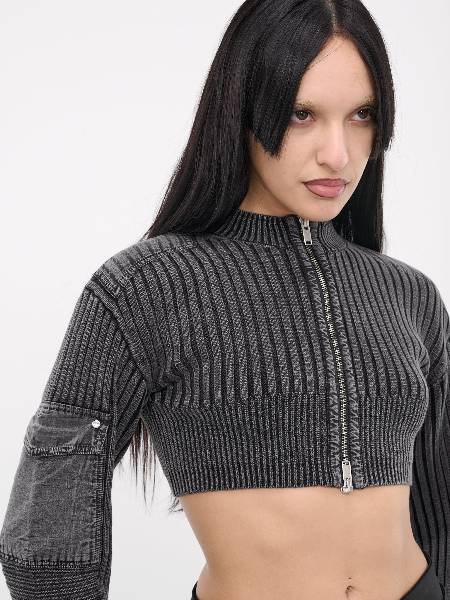 Garment Dyed Cropped Sweater (C7264-1030-WASHED-BLACK)