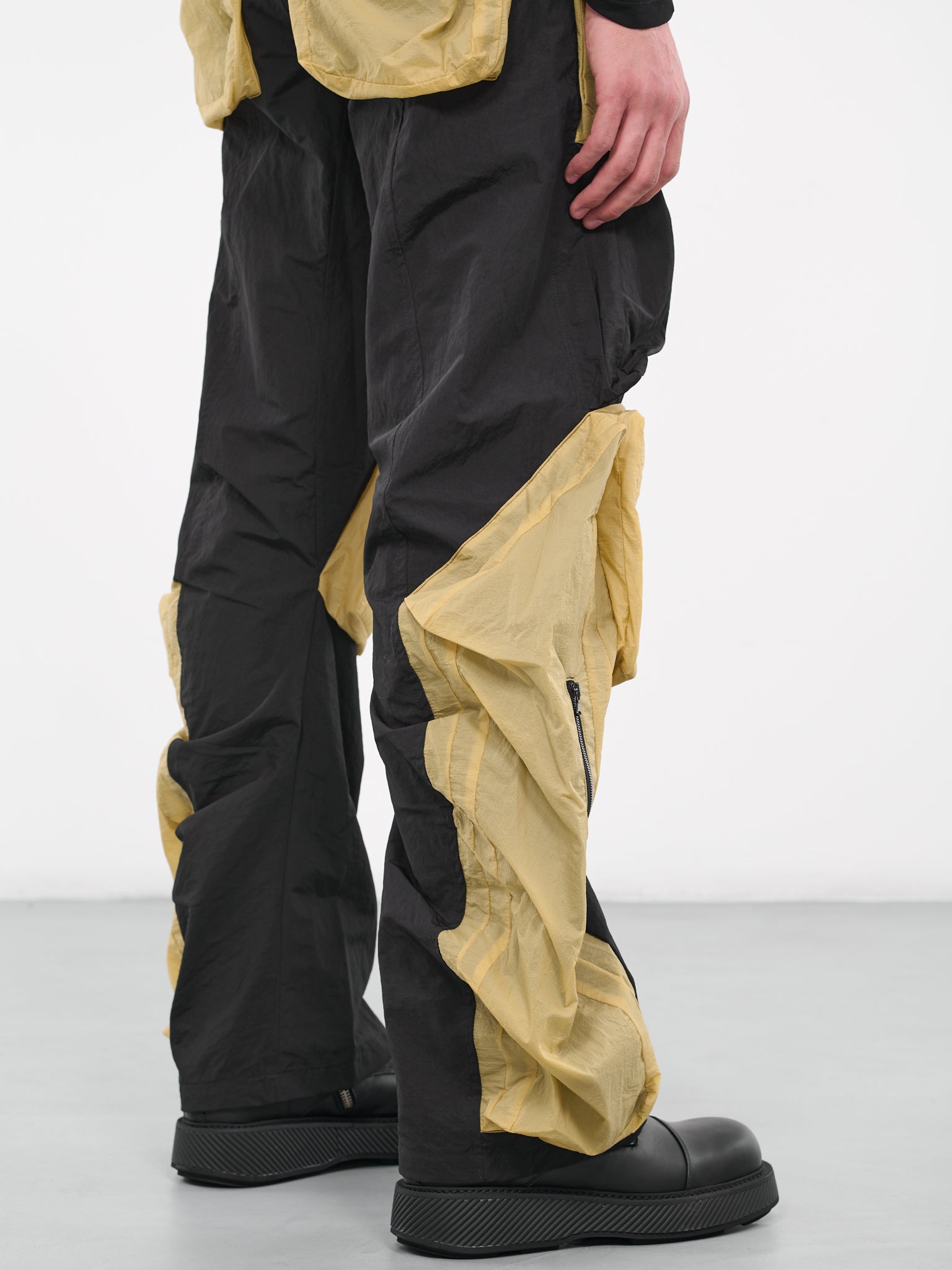 Crustacean Wide Trousers (CA03MB3BK-BLACK)