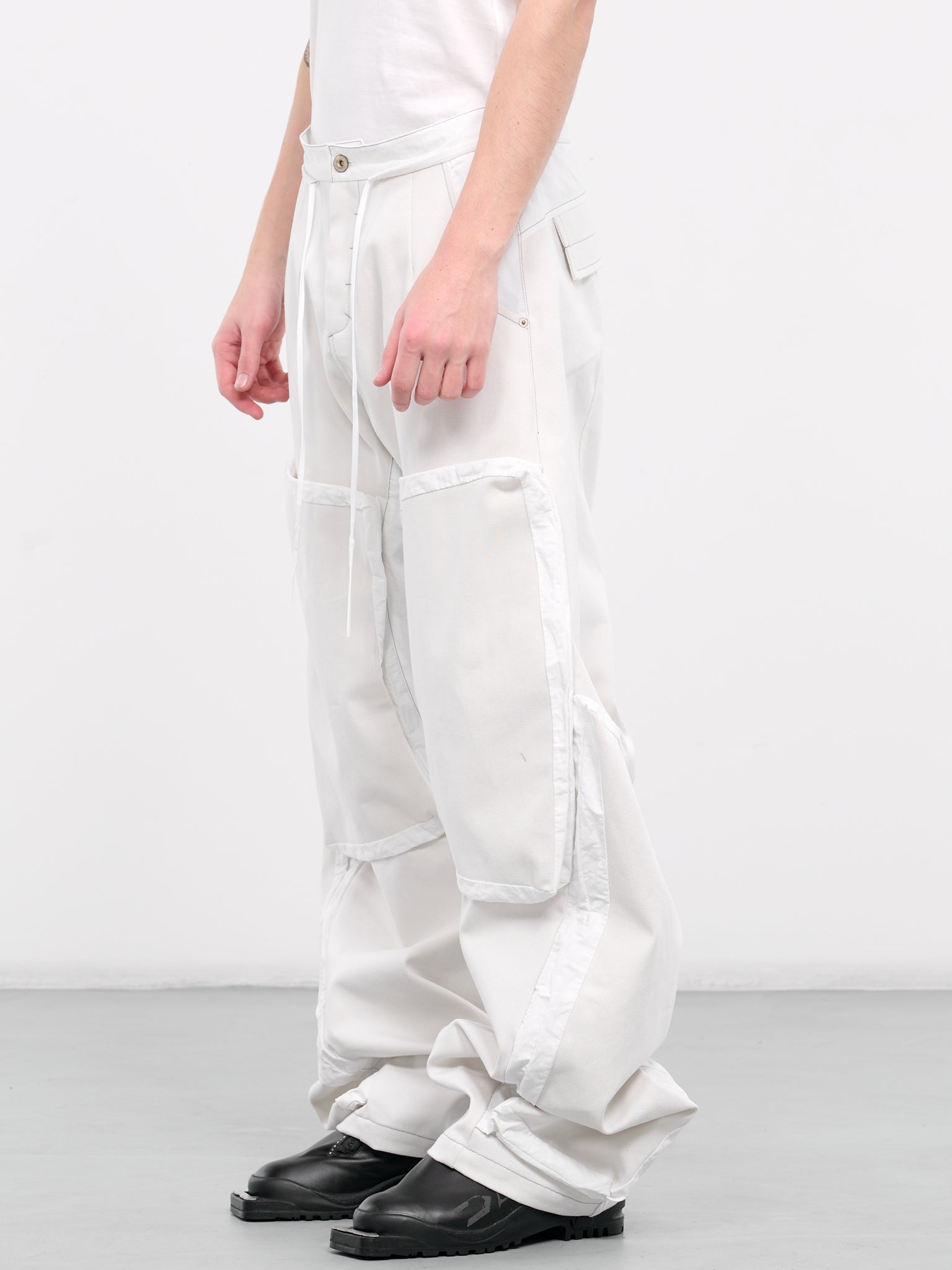 Ruined Mass Denim Trousers (CA05RMT4WH-WHITE)
