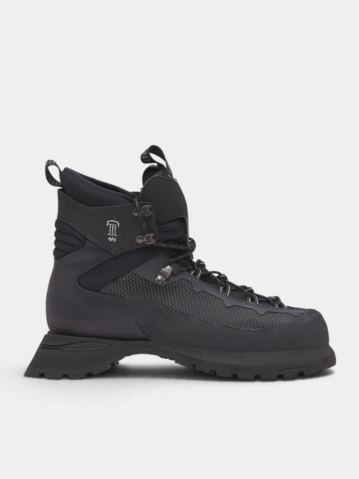 Carbonaz Black Putek Hiking Boots (CARBONAZ-BLACK)