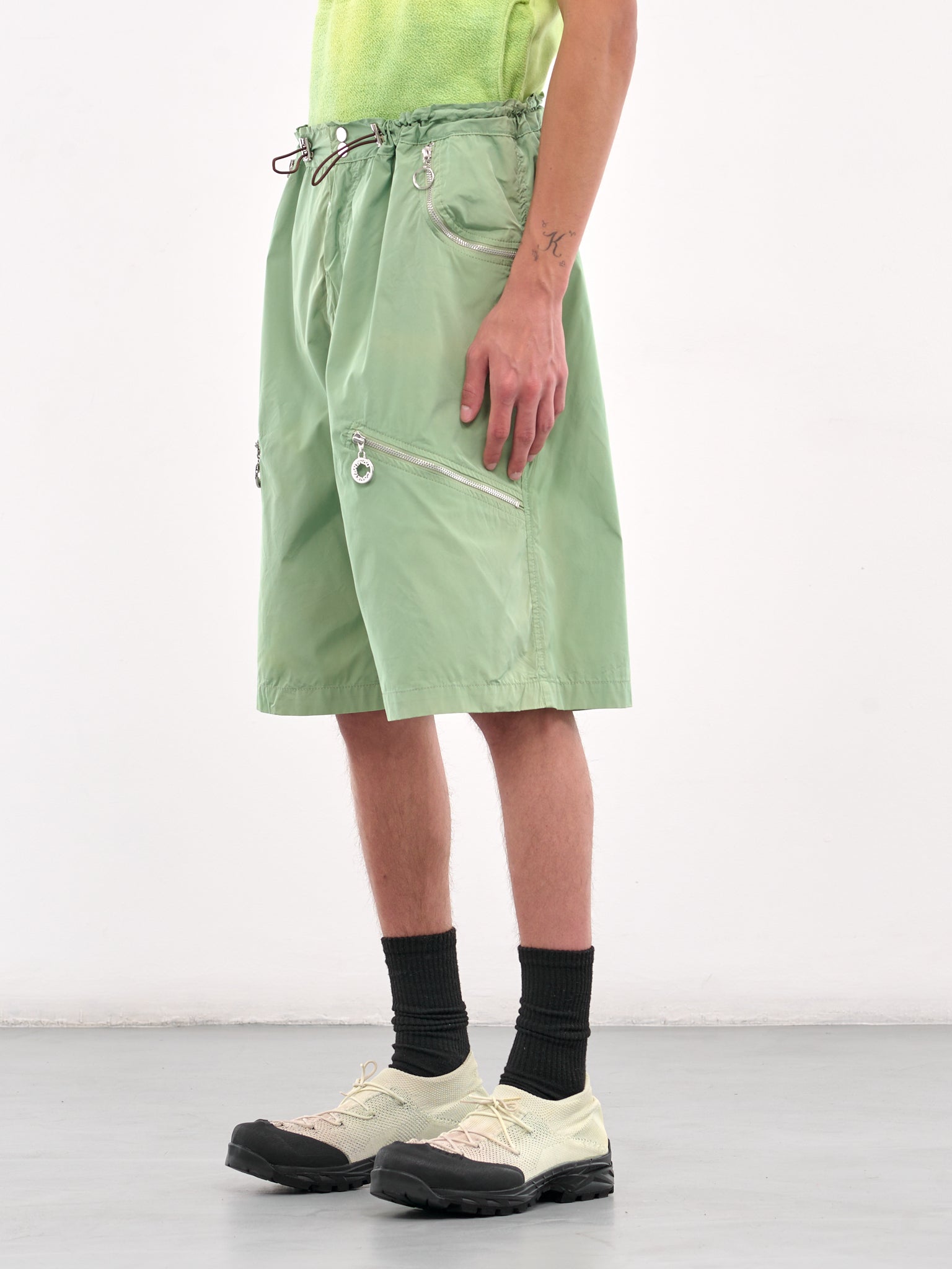 Drawstring Zip Pocket Shorts (CCS4-TRS-ESSTRS-GREEN)