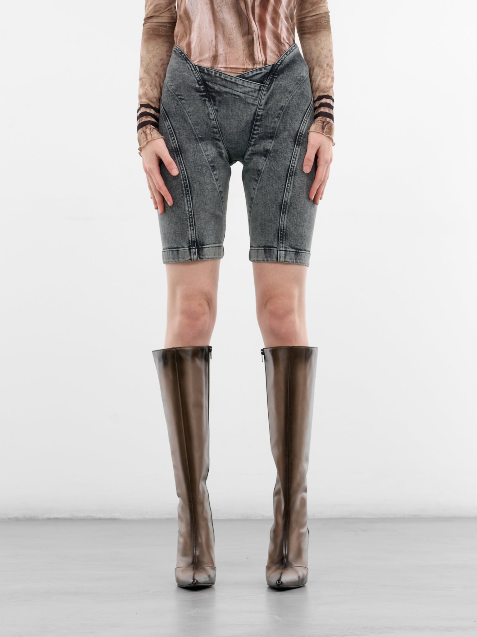 Celest Denim Asymmetric Drainpipe Shorts (CELSH0BL-BLUE)