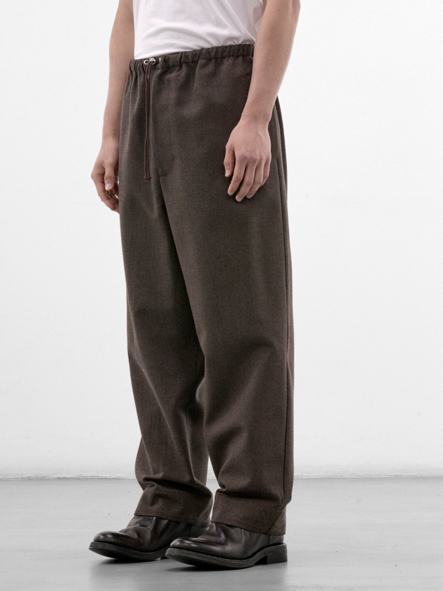 Brown Wool Wide Relaxed Trousers (CF-22-06-02-01-BROWN)