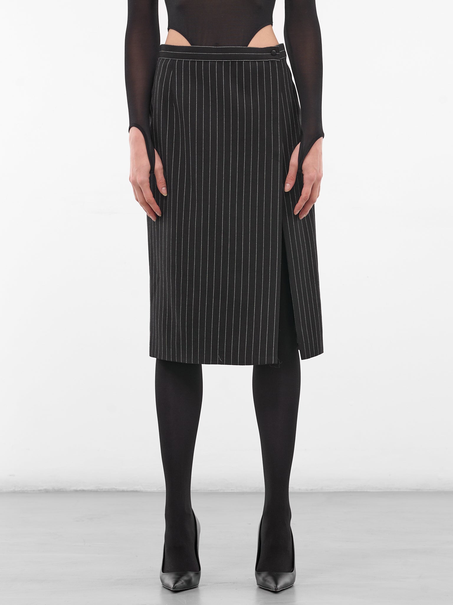 Black Re/edit Wool Pinstripe Pencil Skirt (COM1JU05771001-BLACK-OFF-WHITE)