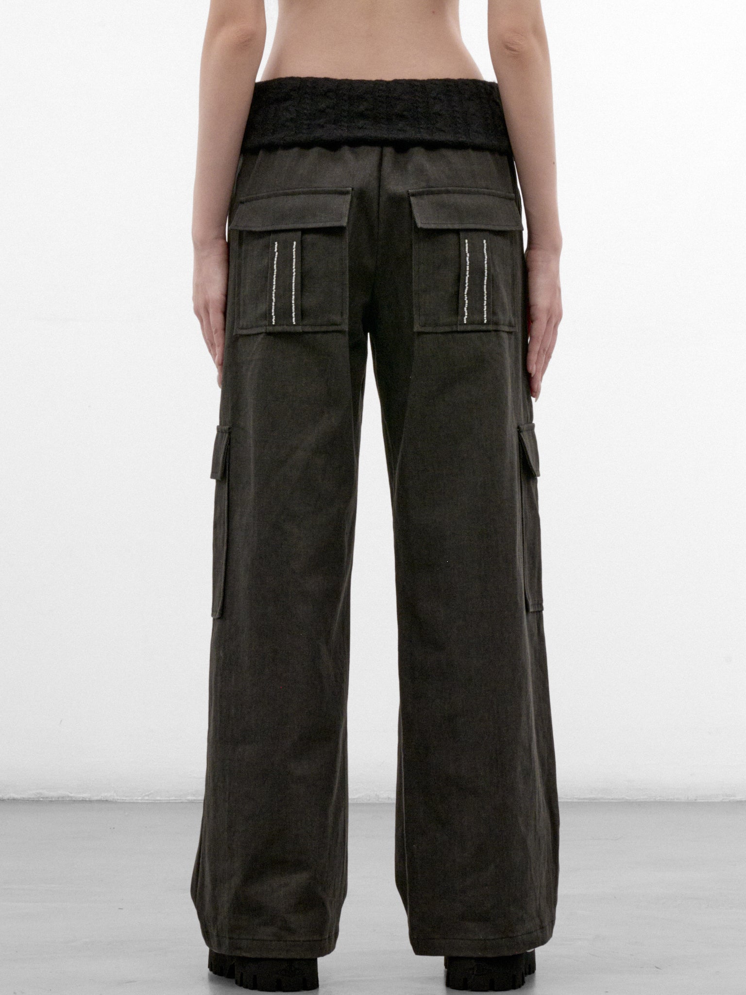 Gray Beaded Embroidery Cargo Pants (CQSA32502-ULITMATE-GREY)