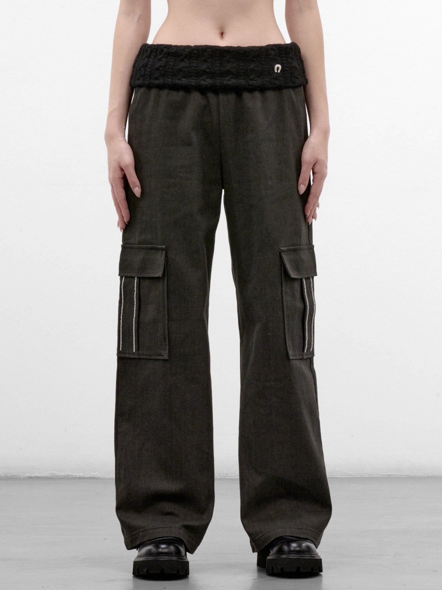 Gray Beaded Embroidery Cargo Pants (CQSA32502-ULITMATE-GREY)