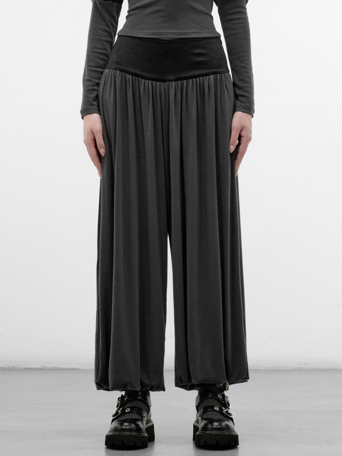 EFFET DE SOLEIL Balloon Pants | H.Lorenzo - front