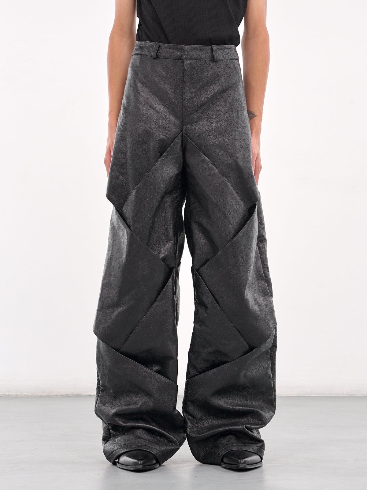 Cruzado Trousers (CRUZADO-EMBOSSED-BLACK)