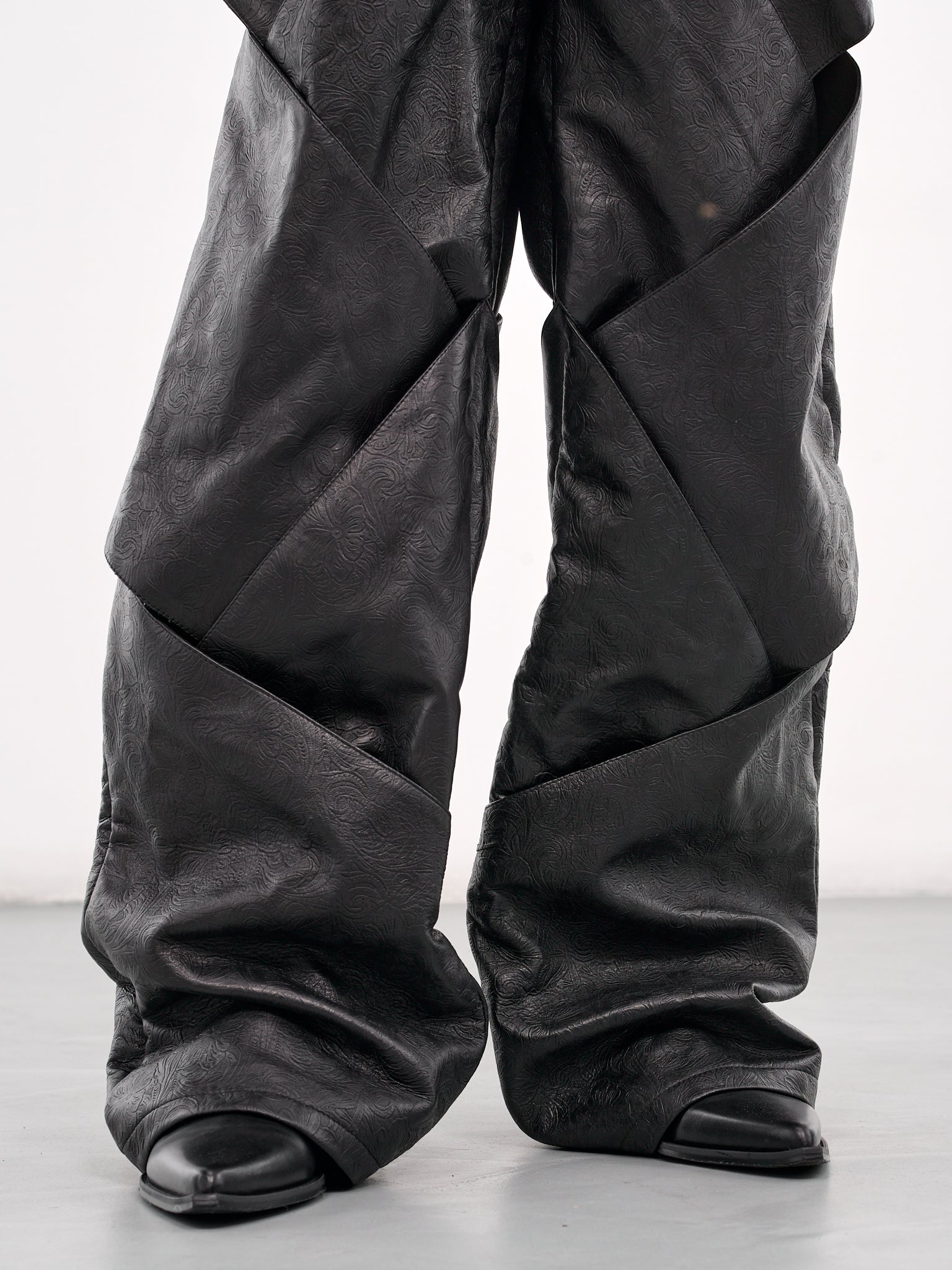 Cruzado Trousers (CRUZADO-EMBOSSED-BLACK)