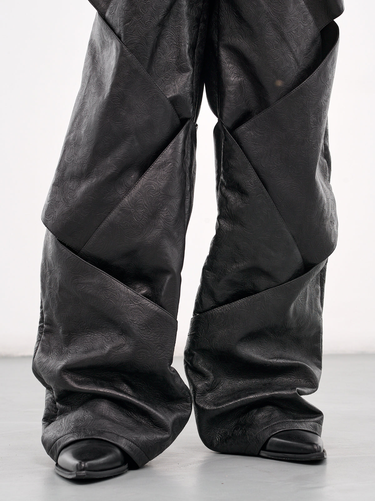 Cruzado Trousers (CRUZADO-EMBOSSED-BLACK)