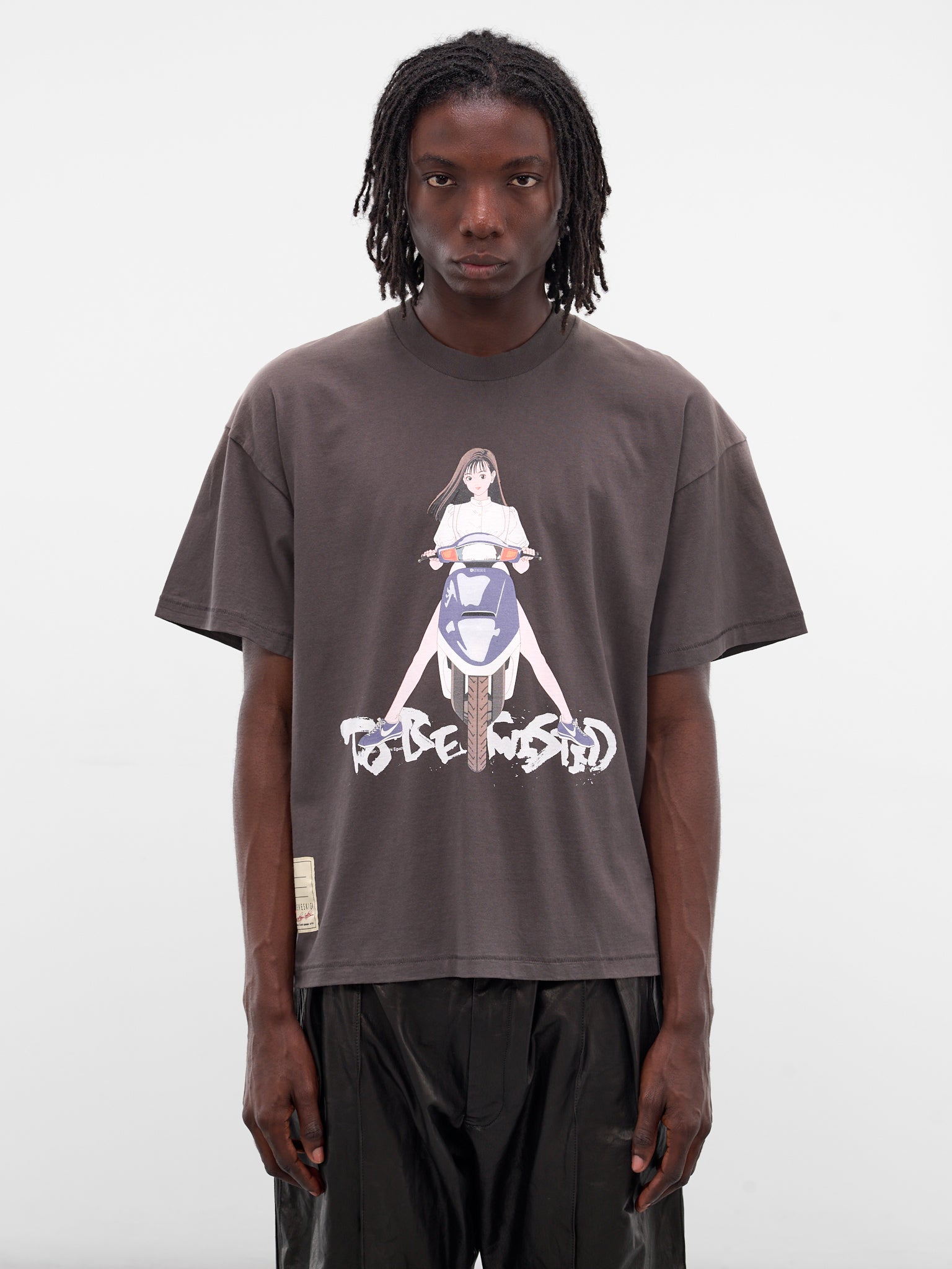 Black 'Nostalgic Girl' Graphic Tee (CT-SV-NGA-1005-BLACK)