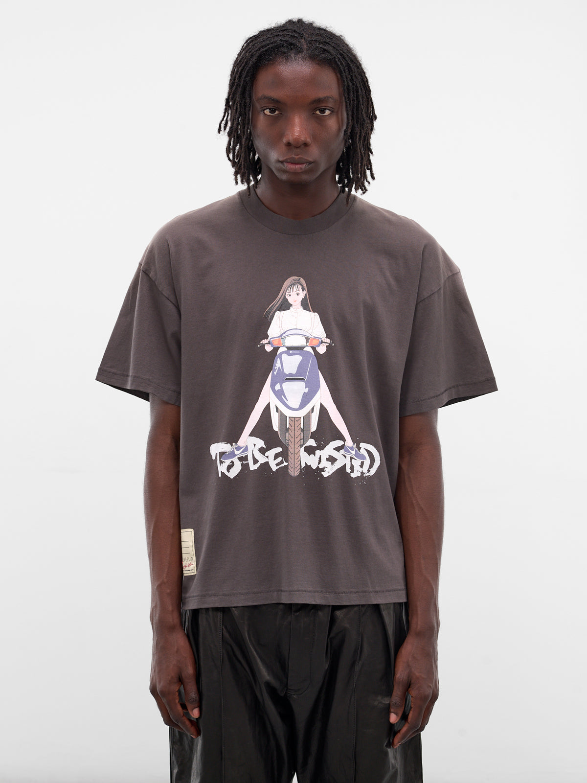 Black 'Nostalgic Girl' Graphic Tee (CT-SV-NGA-1005-BLACK)