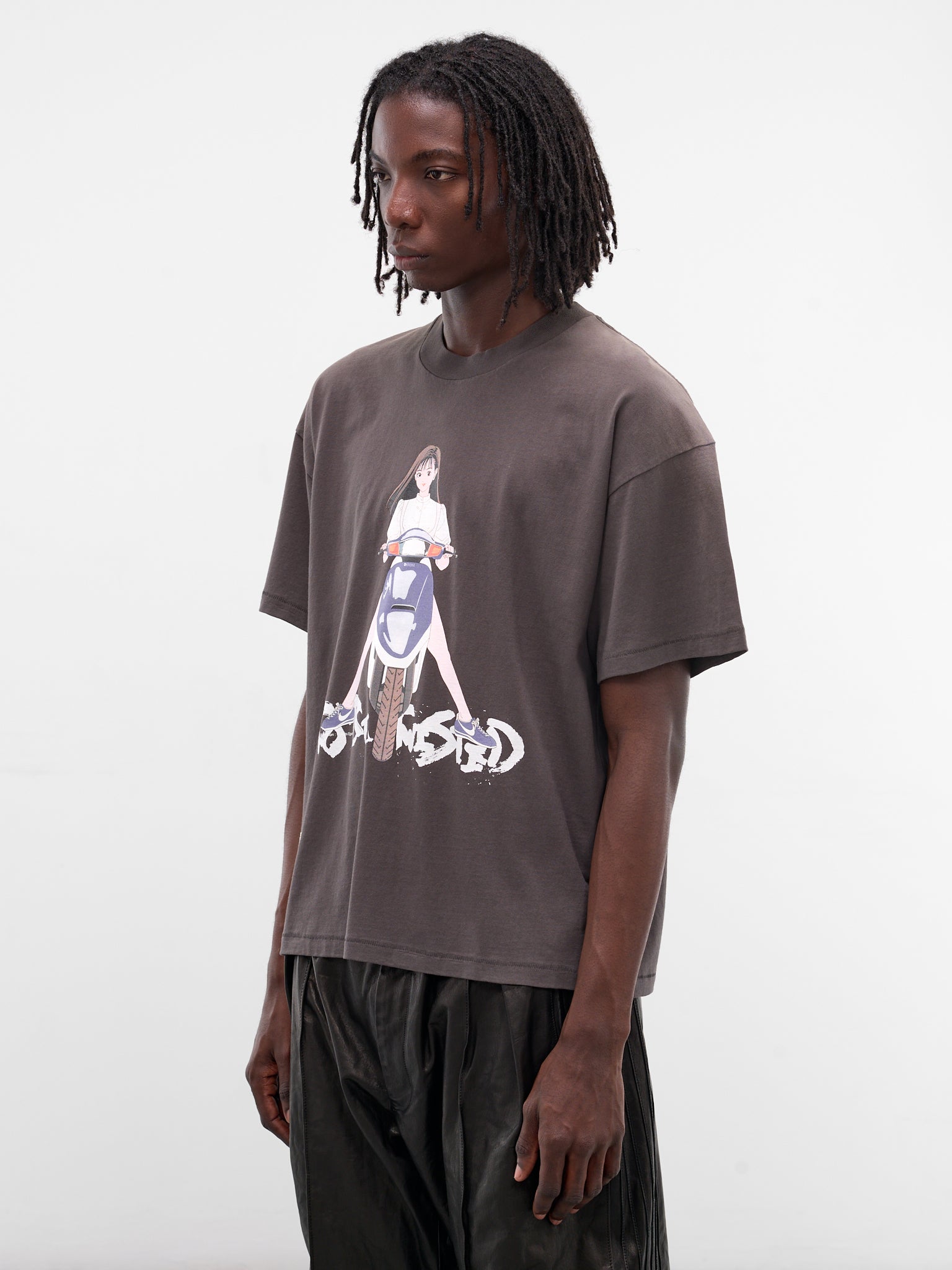 Black 'Nostalgic Girl' Graphic Tee (CT-SV-NGA-1005-BLACK)