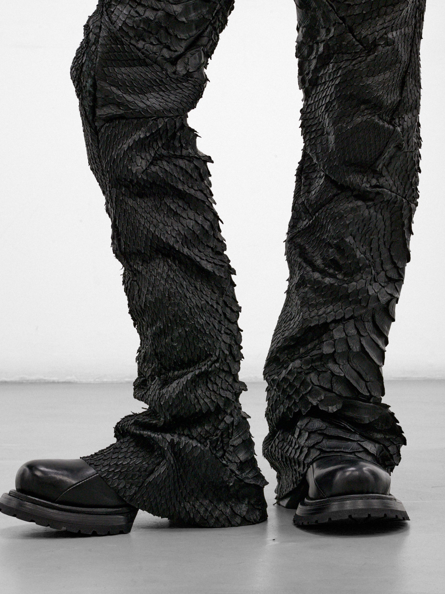 Python Leather Distortion Sculpture Pants (DIS-M-SCULP-01-BLACK)