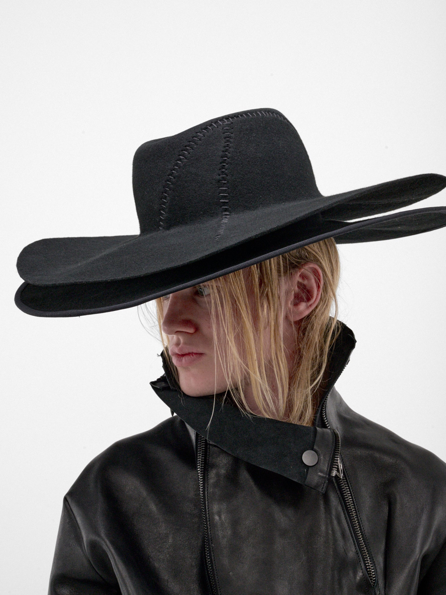 Black Wool Distortion Double Hat (DIS-M-W-DOUBLE-HAT-01-BLACK)