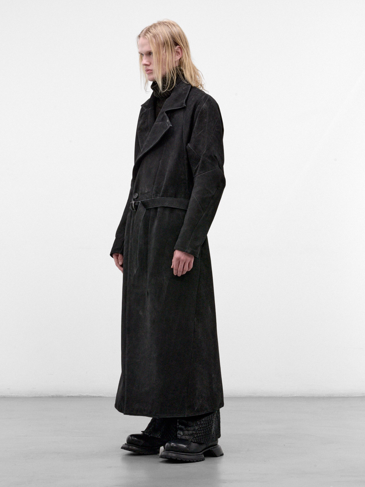 Buffalo Leather Distortion General's Coat (DIS-M-GC-01-BLACK)