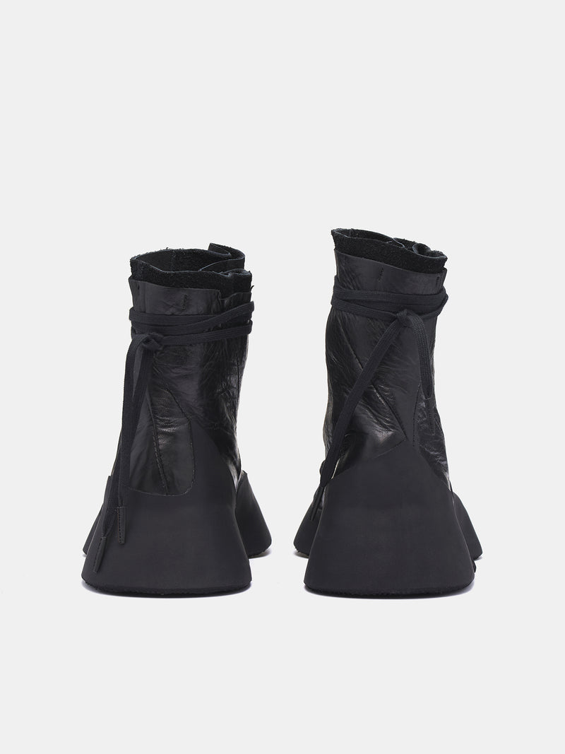 Distortion Featherweight High Top Sneakers (DISTORTION-FEATHERWEIGHT-BLACK)