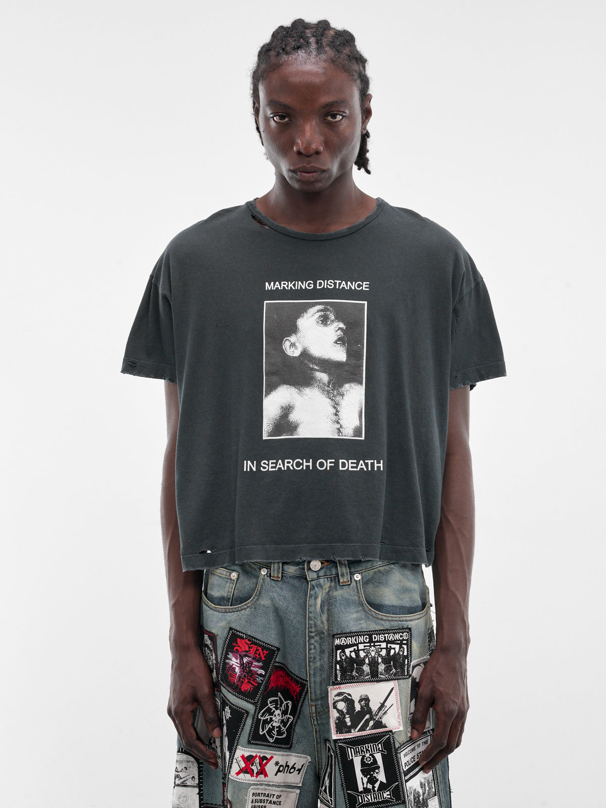 MARKING DISTANCE Distressed Atrax Morgue Tee | H.Lorenzo - front