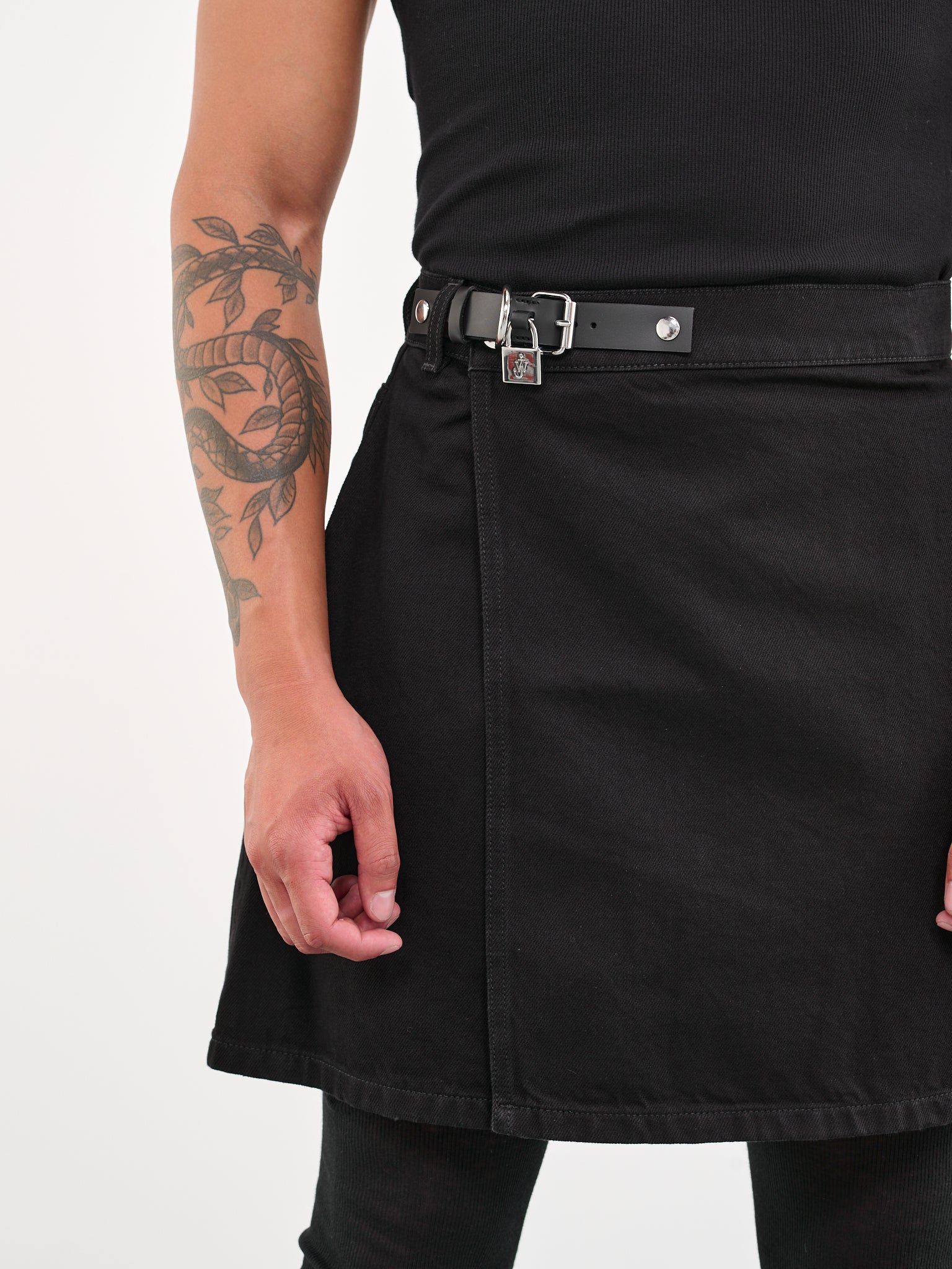 JW ANDERSON Padlock Strap Mini Skirt | H. Lorenzo - detail 1